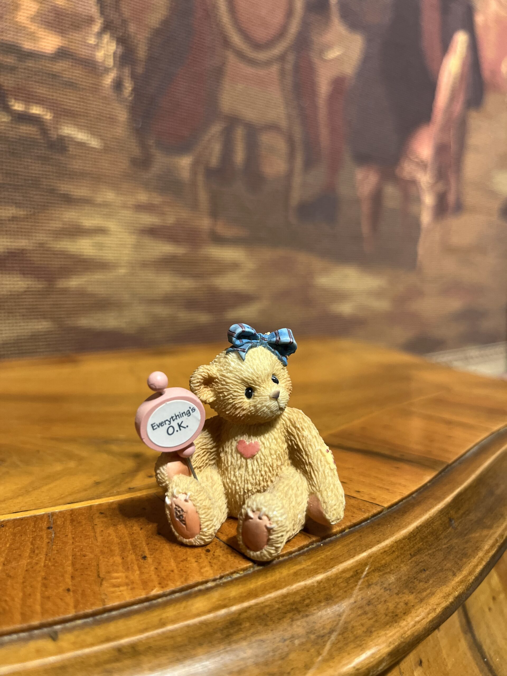 IMG_3838-scaled-1.jpg Cherished Teddies 1997 “Everything’s O.K.” Ayıcık Biblo – Enesco Koleksiyon Figürü 4x4 cm - Görsel 1