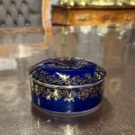 Fransız Limoges Porselen Kobalt Mavi Kapaklı Dekoratif Kutu